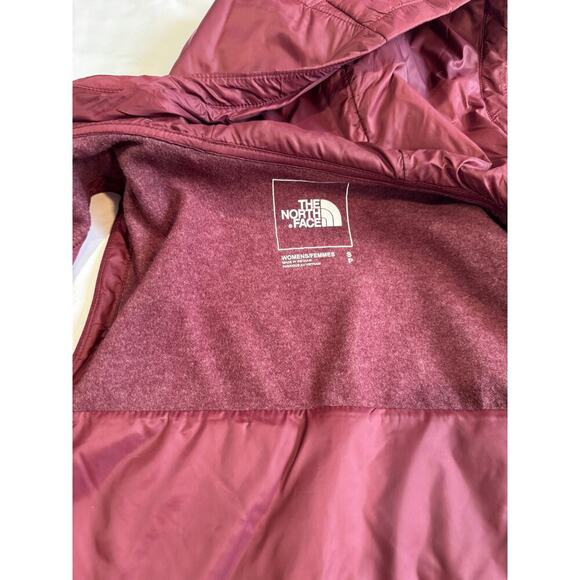 The North Face Woman's Hooded Vest - Picture 5 of 6